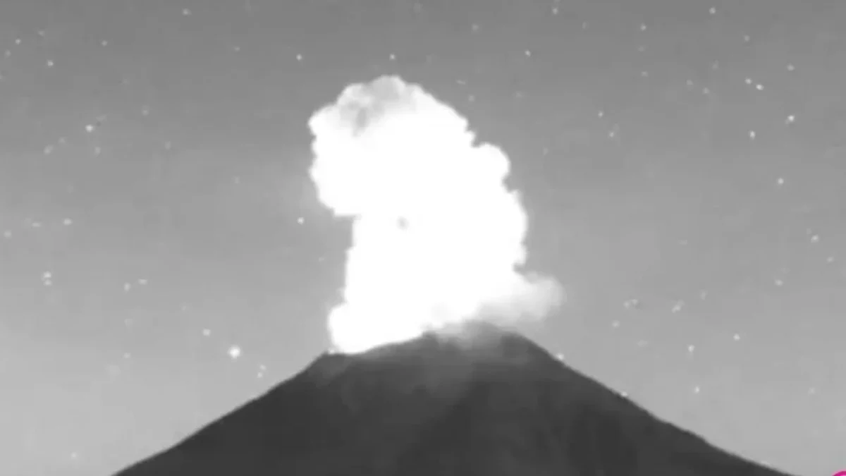 Popocatépetl mantiene actividad con 26 exhalaciones