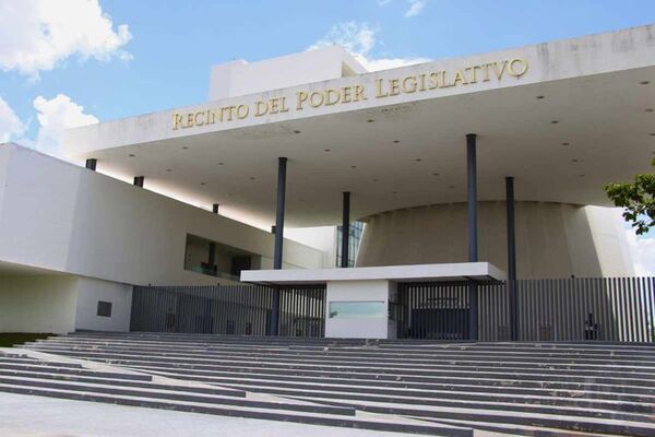 Avala Congreso de Yucatán presupuestos de ayuntamientos