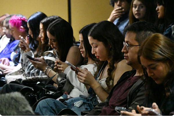 El mal uso de IA reduce la actividad cerebral y la capacidad de tomar decisiones, advierte la UNAM