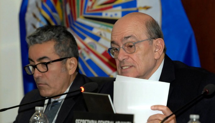 Perú propone en la OEA modificar el asilo diplomático en medio de la disputa con México