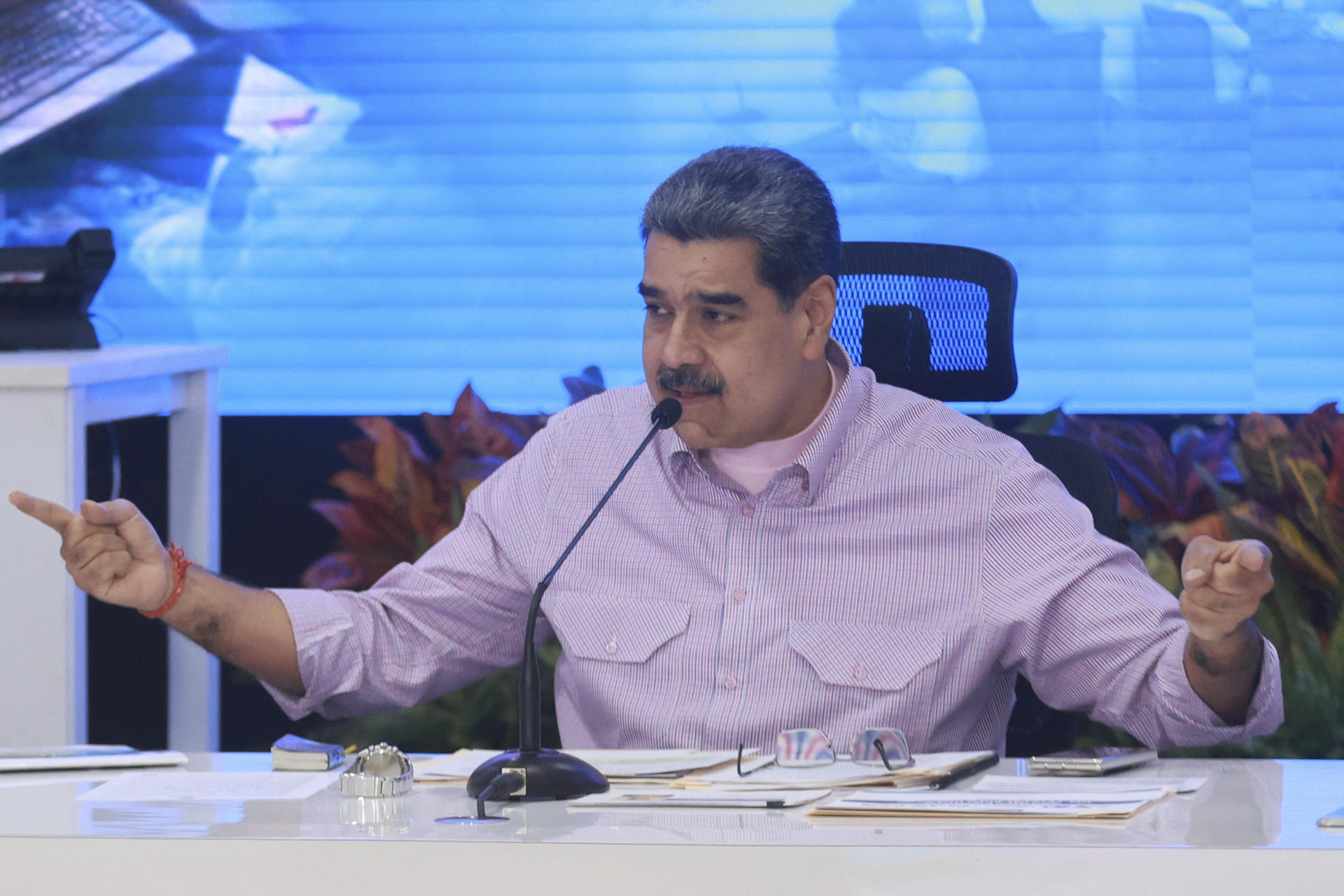 Maduro dice que el futuro de América “no puede ser ni la guerra ni la amenaza militar”