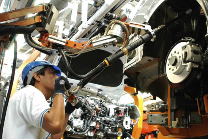Industria automotriz mexicana dice que “peleará y prevalecerá” pese a tensiones de EEUU