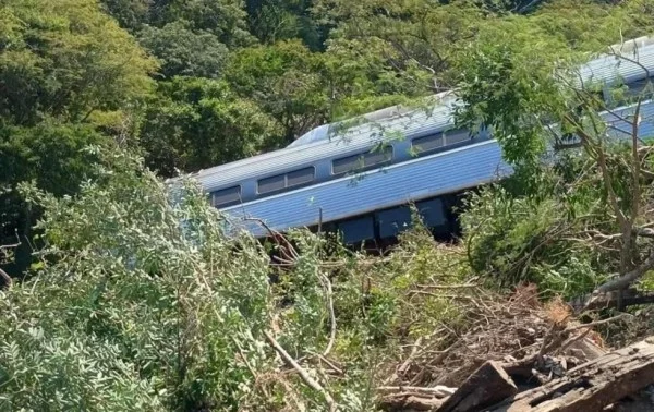 “Venía muy fuerte”, narra sobreviviente de descarrilamiento del Tren Interoceánico