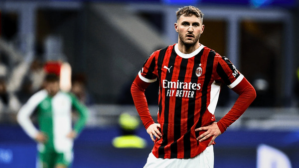 Santiago Giménez será operado a casi seis meses del Mundial del 2026