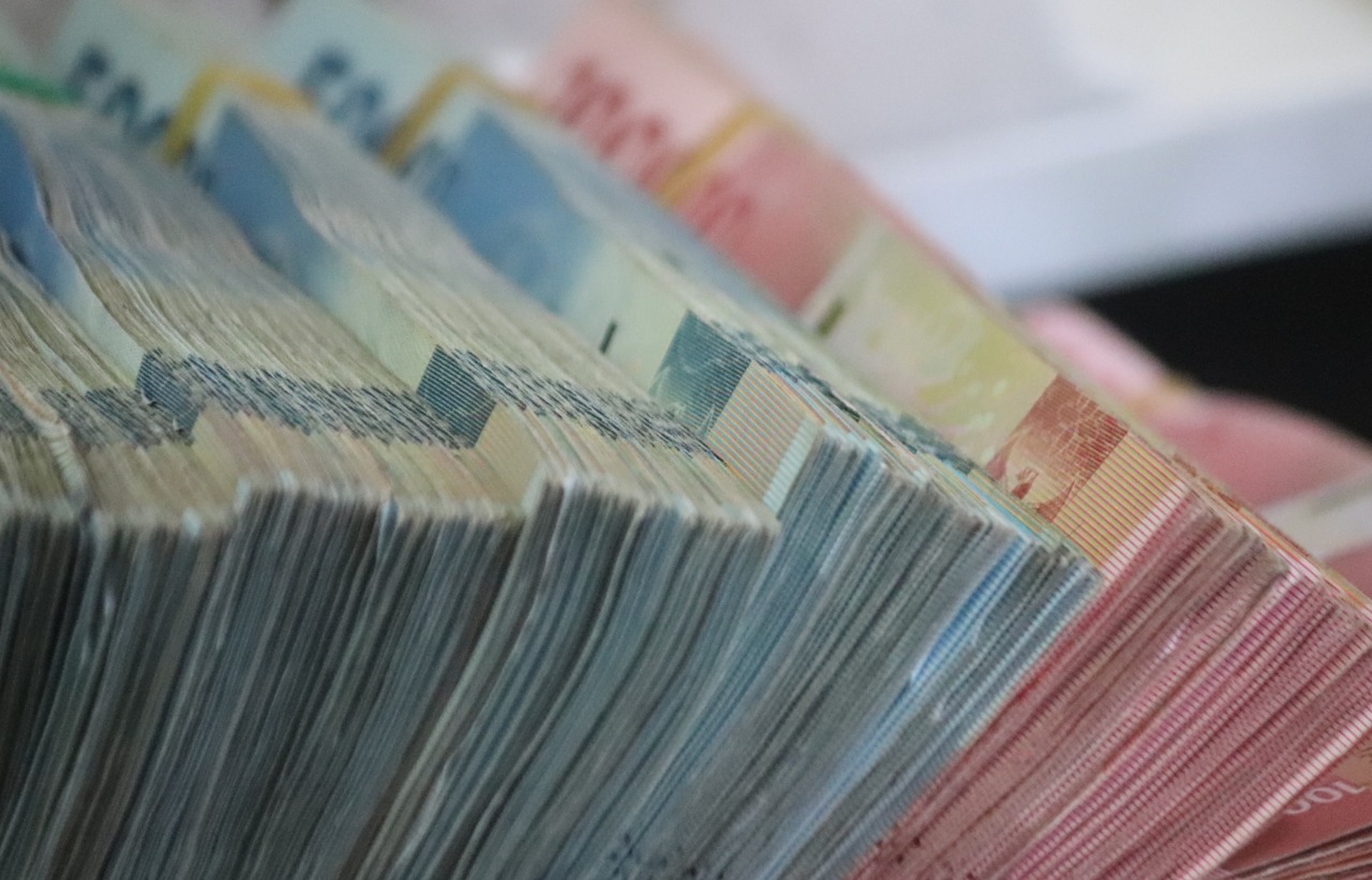 México apunta récord de 4,90 billones de pesos en ingreso tributario de enero a noviembre