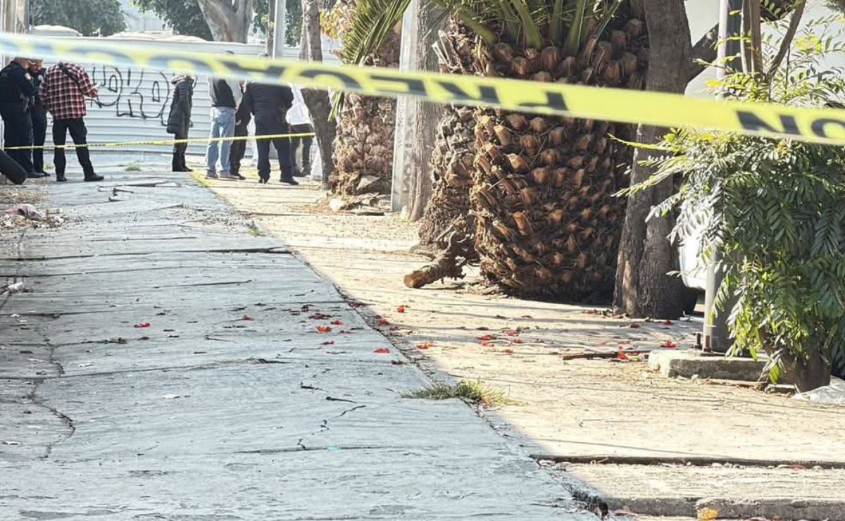 Hallan cuerpo en inmediaciones del Colegio de Bachilleres 10 en la CDMX
