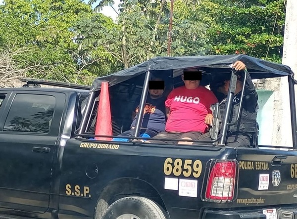 Detienen a tres tabasqueños por presunto robo de un coche en Dzidzantún