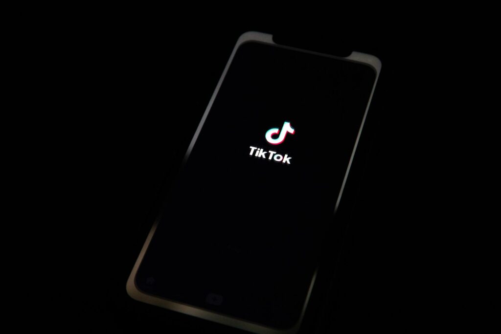 TikTok vende mayoría de operaciones en EE.UU. y pone fin a disputa legal