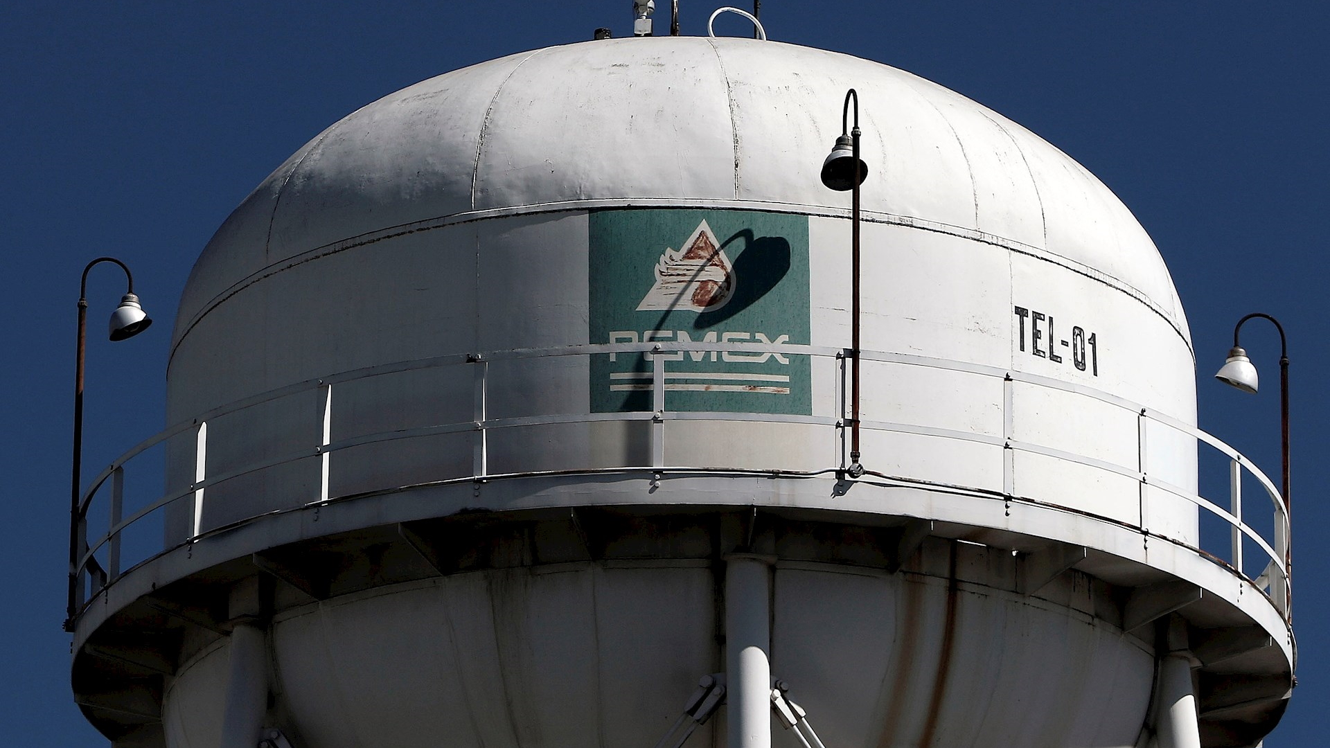 Dejar de enviar petróleo a Cuba, decisión soberana de México: Sheinbaum