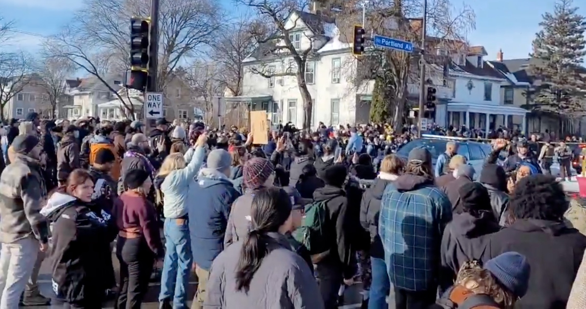 Las protestas contra el ICE se extienden en todo EU tras el asesinato de Renee Good