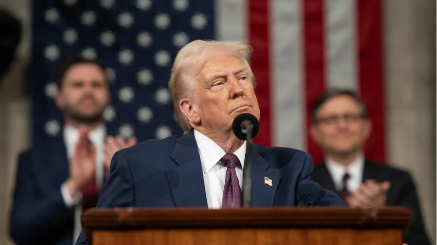 Donald Trump dice no sentirse obligado a “pensar sólo en la paz” tras no ganar el Nobel