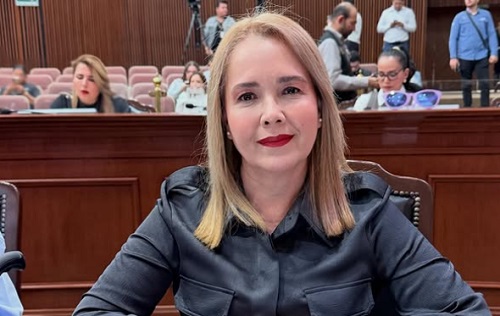Dan de alta a la diputada Elizabeth Montoya, atacada a disparos en Culiacán