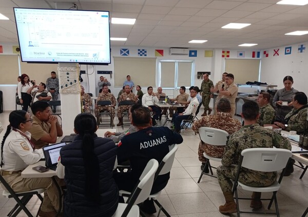 Marina realiza mesas de trabajo en Tabasco