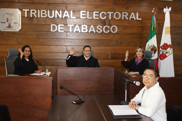 TEPJF desecha denuncia de magistrada contra Oswald Lara