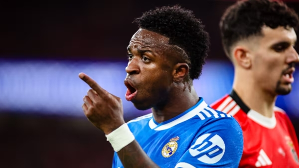 Vinicius estalla: “Los racistas son cobardes”