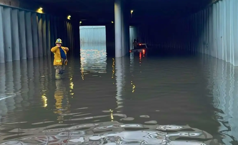 Rachel deja inundaciones y suspende clases en Baja California