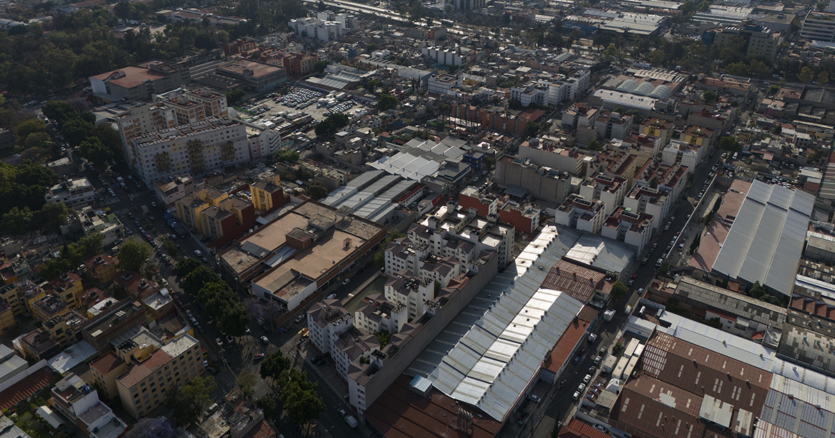 Comerciantes de Iztacalco denuncian presunta extorsión mediante inspecciones