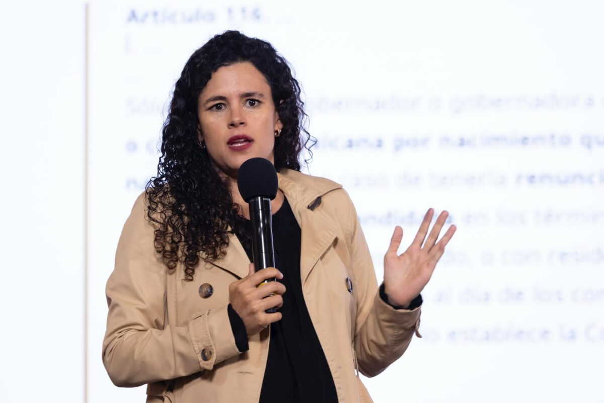 Alcalde aclara nacionalidad para gubernaturas y rechaza supuesta “ley antimemes”